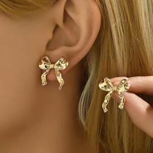 Gold Bow Earrings